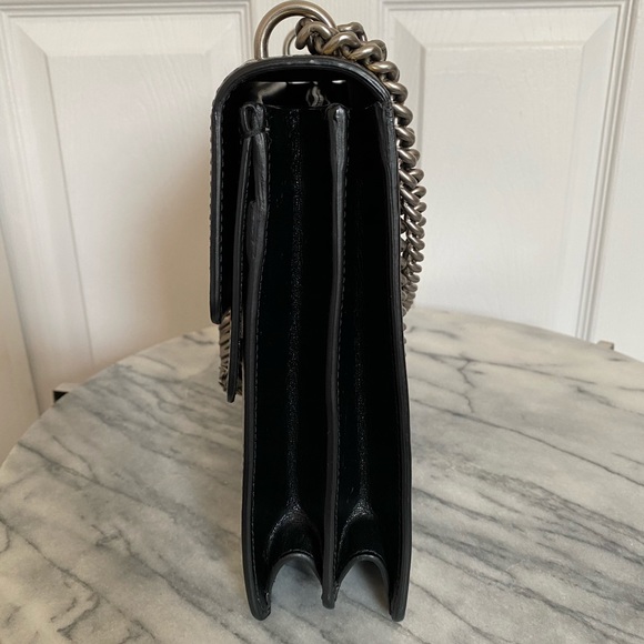 Gucci medium "Guccy" Dionysus shoulder bag - Picture 11 of 17